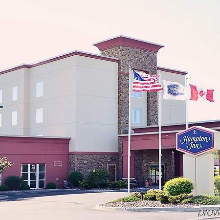 Hampton Inn Watertown Eksteriør billede