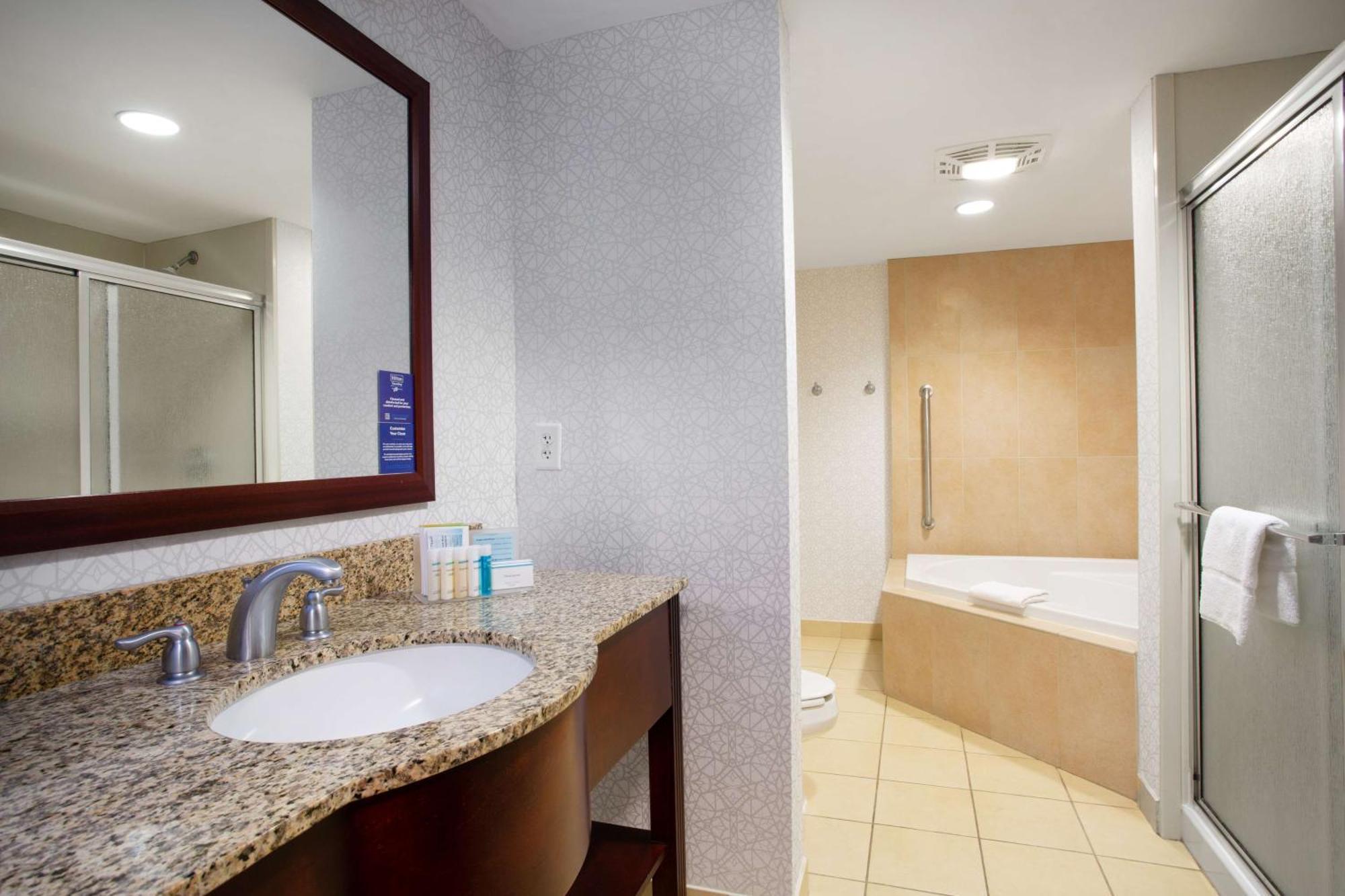 Hampton Inn Watertown Eksteriør billede
