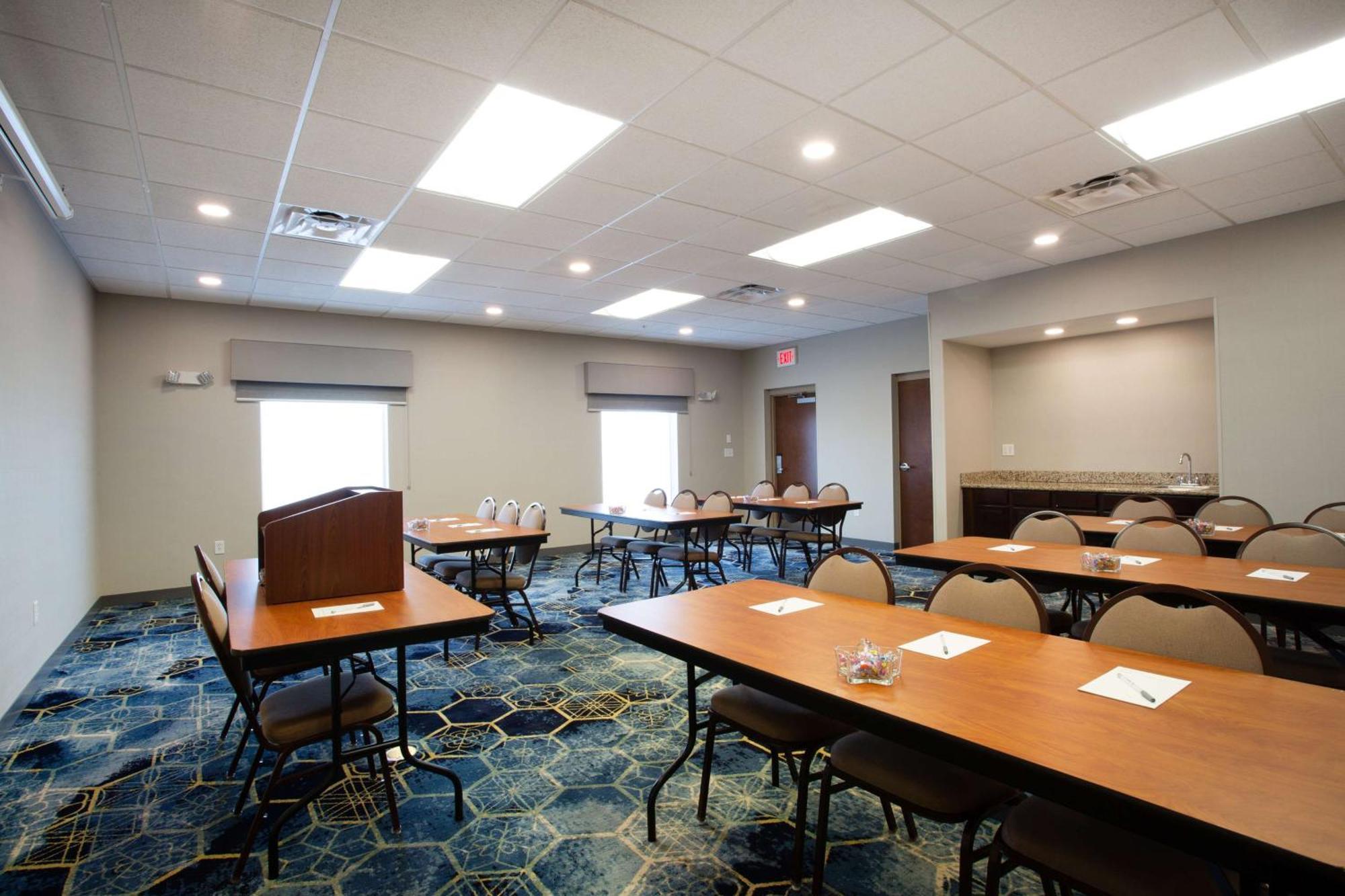 Hampton Inn Watertown Eksteriør billede