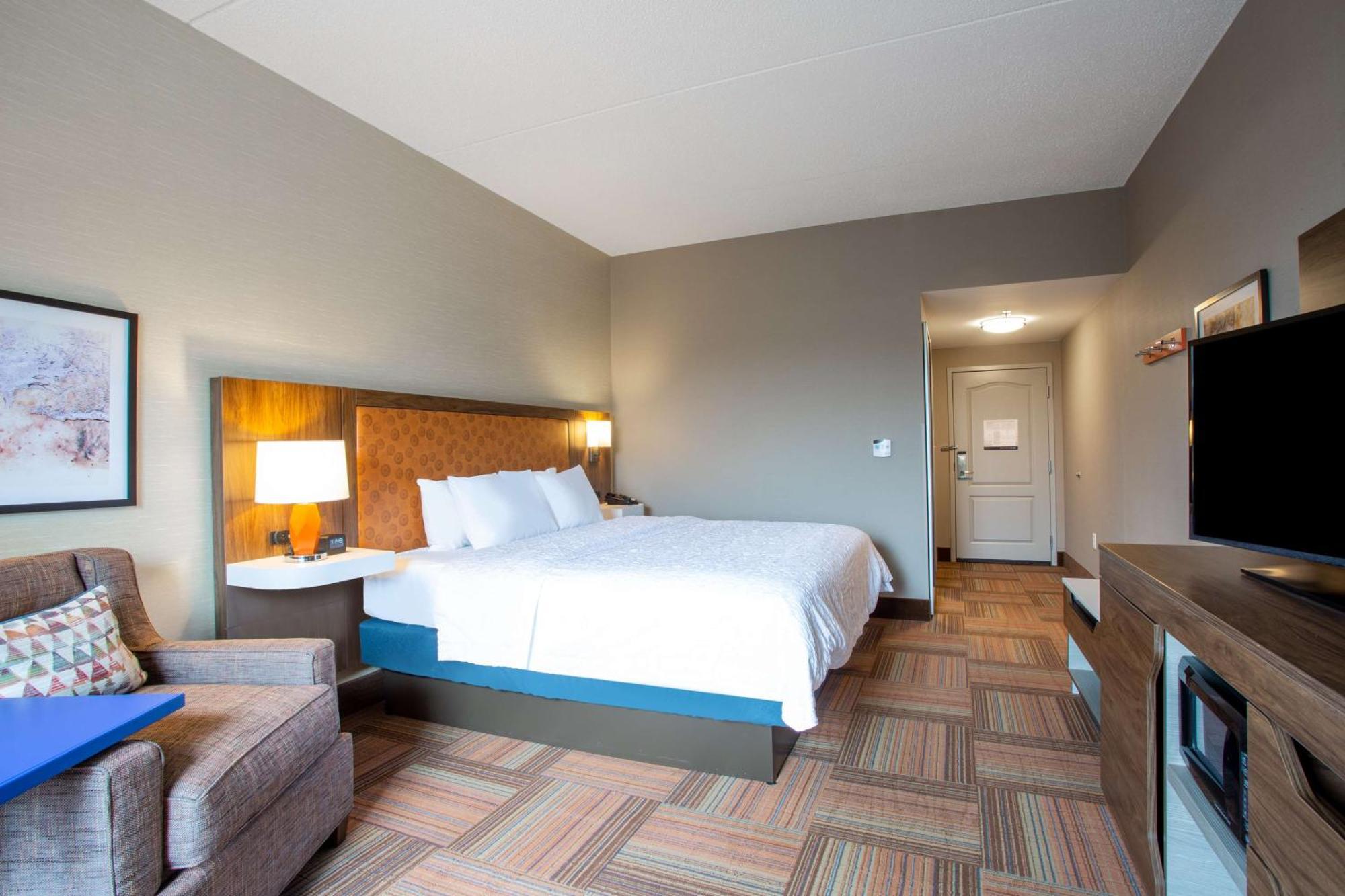 Hampton Inn Watertown Eksteriør billede
