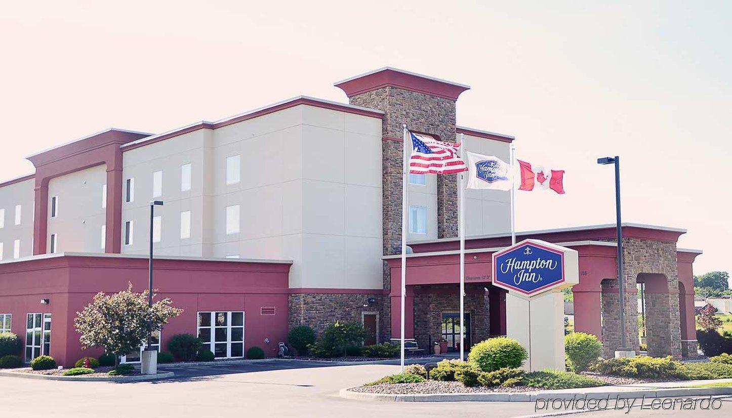 Hampton Inn Watertown Eksteriør billede