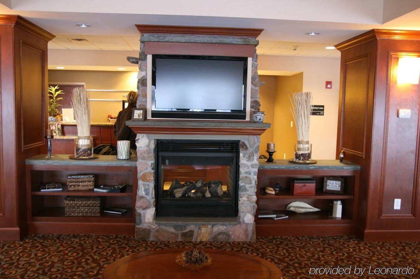 Hampton Inn Watertown Eksteriør billede