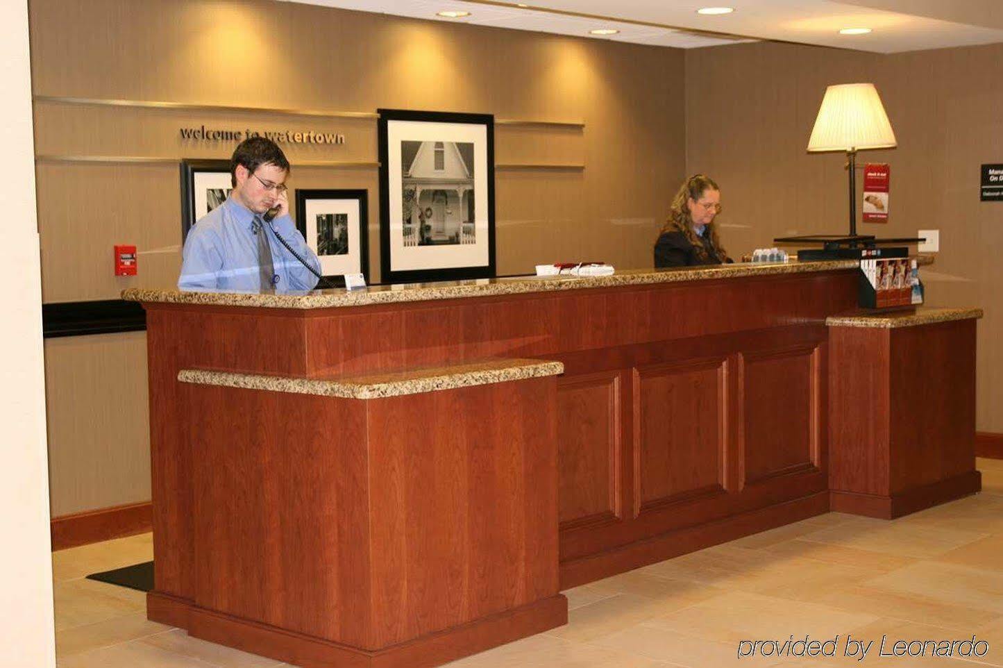 Hampton Inn Watertown Eksteriør billede